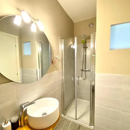 Residenza 8 3*