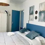 Residenza 8 Pensión