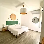 Residenza 8 Πανσιόν