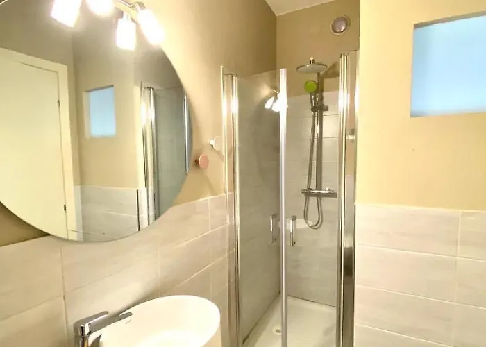 Residenza 8 3*